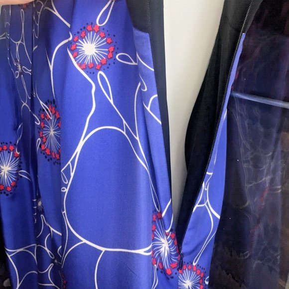 Tibi Royal Blue w red floral 100% Silk Dress Bubble Hem Spaghetti straps sz 6 - Picture 6 of 7